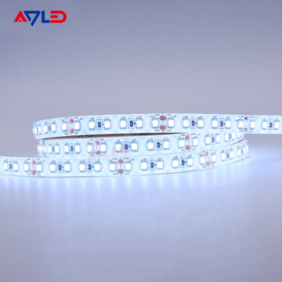 L'éclairage de la bande de LED LED est de 120 LED/m.