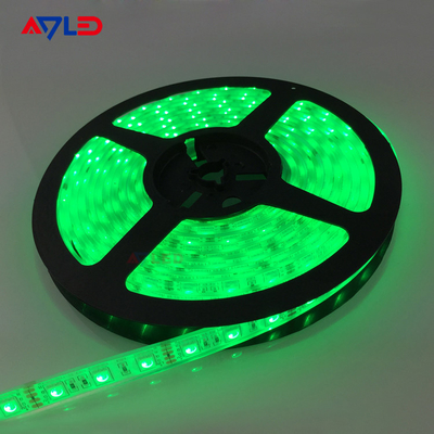 Couleur verte SMD 5050 60LEDs/M LED Strip Lumières pour les meubles Décoration Haute luminosité étanche