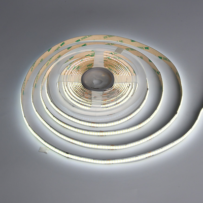 Lumière à large angle de faisceau à haute luminosité 180° 640LED/M CCT sans tache