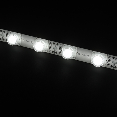 Fournir 5 ans d'éclairage fiable avec une barre lumineuse LED avec 18 LED par mètre, disponible en 24V et 12V