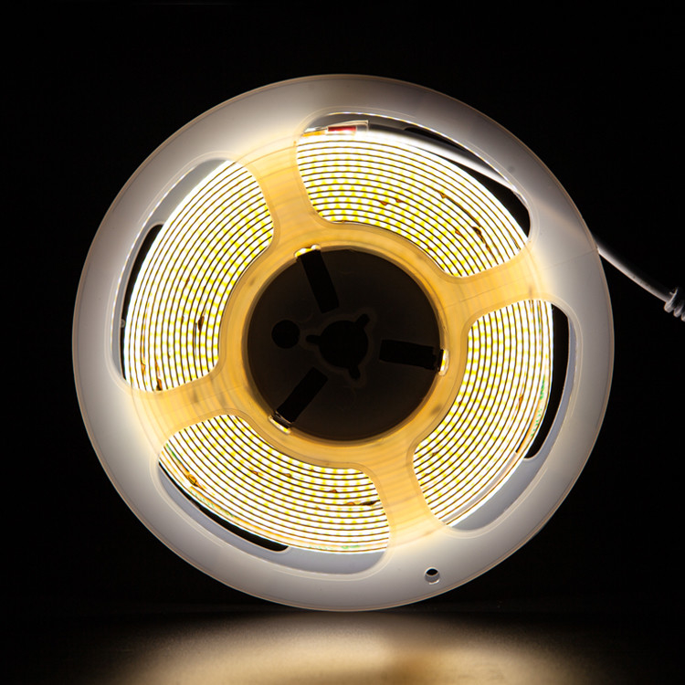 L'éclairage à bande LED de qualité supérieure 5 mètres sous l'éclairage à bande CRI90 528 led/m, 1000Lm/m
