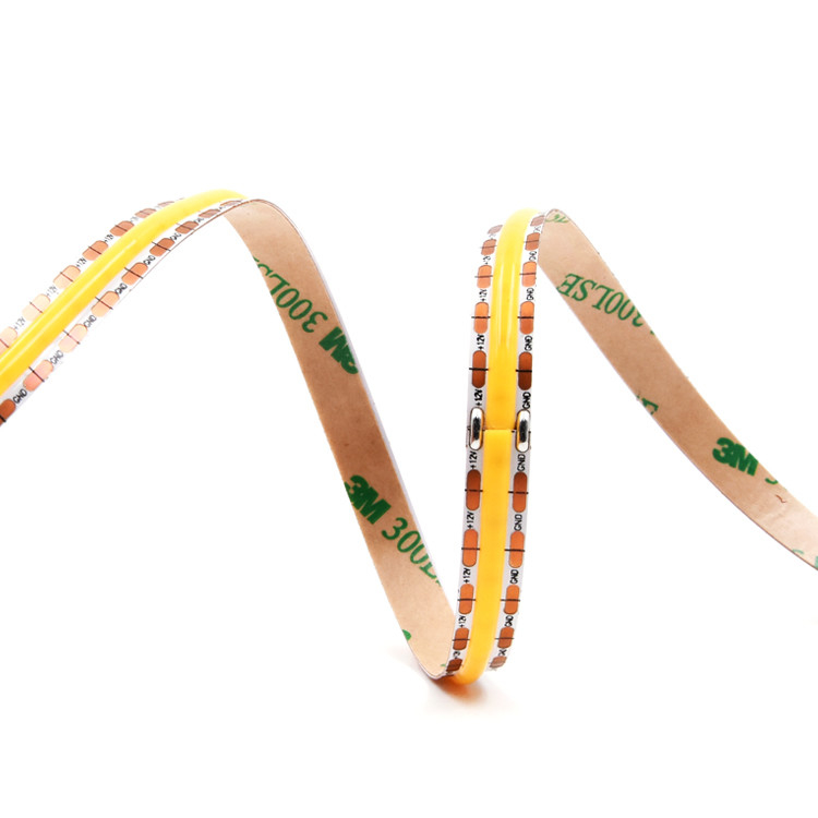 Nouveau Développer 528LEDs/M DC12V 8mm 8W/M 3000K 4000K 6000K Flexible COB LED Strip