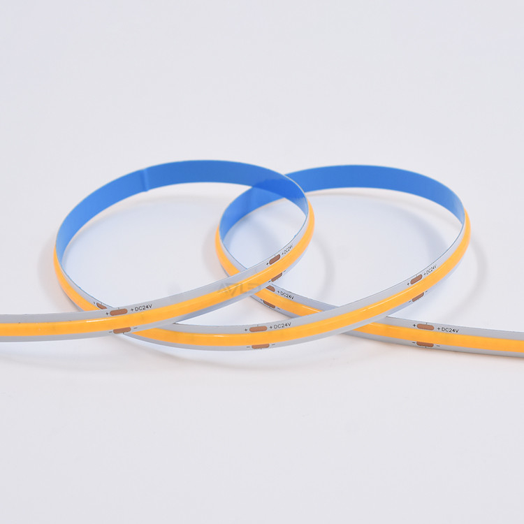 Lumière à bande LED COB flexible avec 320 LED en 3000K 4000K ou 6500K CE et certifiée RoHS 24V ou 12V
