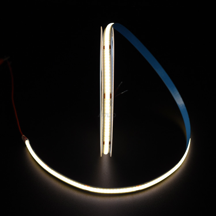 320 LED Lumière à bande LED COB flexible en 3000K/4000K/6500K CE et certifiée RoHS 24V/12V
